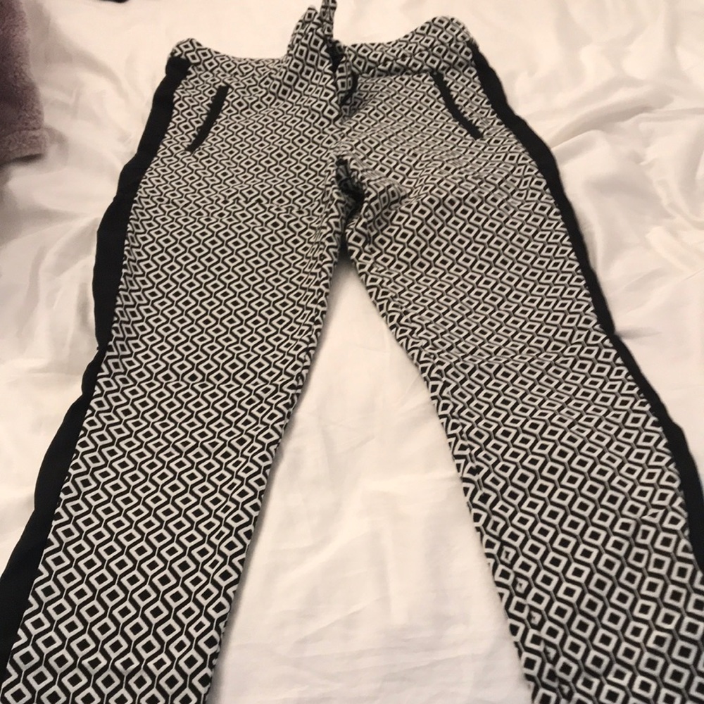 Fashion nova pants never worn